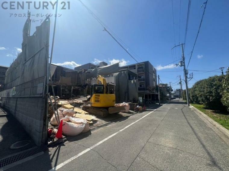 現況写真 前面道路含む現地写真