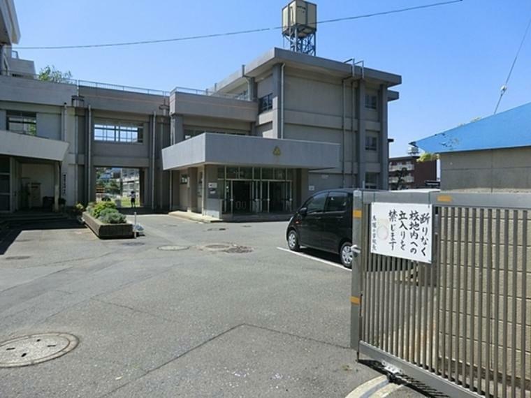 小学校 横須賀市立馬堀小学校