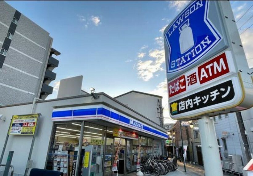 コンビニ ローソン城北公園通駅西店