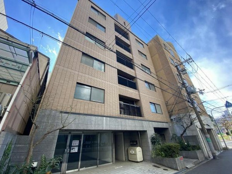 大阪メトロ谷町線「谷町六丁目」駅徒歩6分に立地のマンションです！