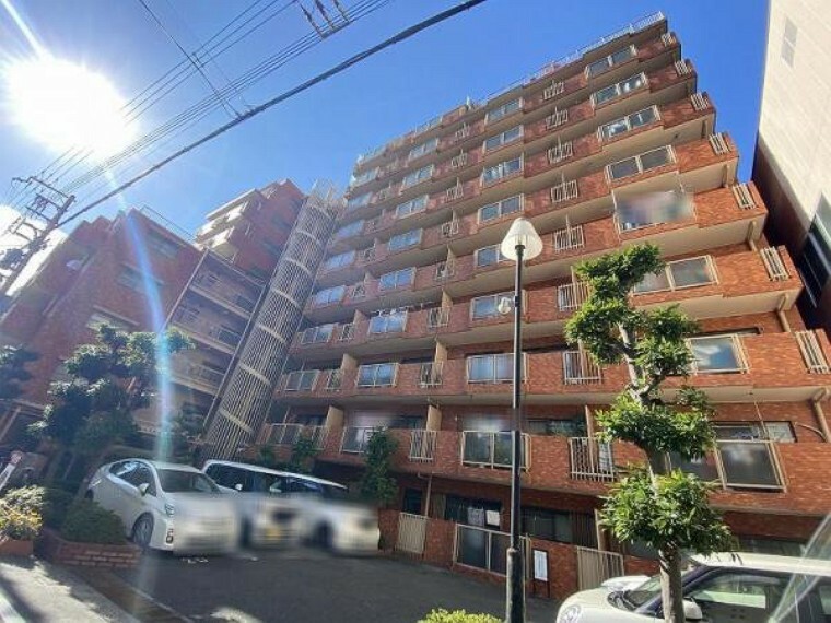 外観・現況 阪急線「天神橋筋六丁目」駅徒歩10分に立地のマンションです。