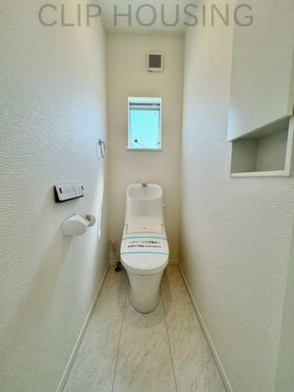 トイレ 1.2階トイレ新規交換済み！温水洗浄便座機能付きです