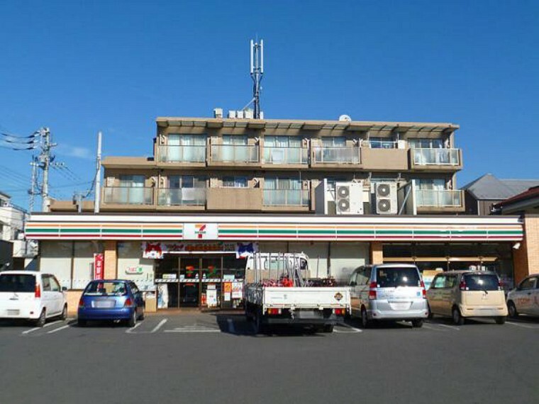 コンビニ セブンイレブン豊町店