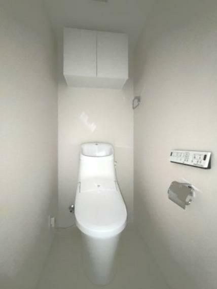 トイレ ・トイレ 毎日使う場所だからこそ、使い勝手を考慮しました。飽きのこない空間は質感豊かな仕上がりです。