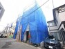 構造・工法・仕様 木造3階建て設計、3LDK＋WIC＋ルーフバルコニー＋カースペース。家族が安心して長く暮らせる家。癒しとゆとりを叶えてくれるお住まいをこの機会に是非ご覧下さいませ。