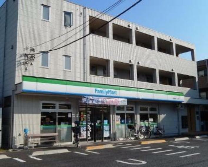 コンビニ ファミリーマート 板橋赤塚二丁目店　191m