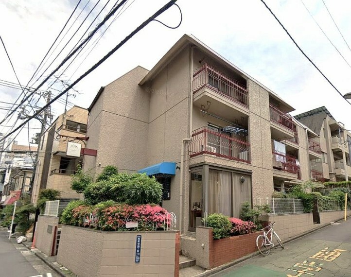 西新宿コーポビアネーズ(1R) 3階の外観