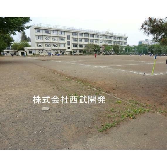 小平第二中学校（約400m）