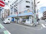 コンビニ ローソン千住寿町店