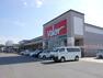 スーパー バロー近江店 AM10:00～PM9:00　※日曜日はAM9:00に開店 クリーニング店も併設されています。