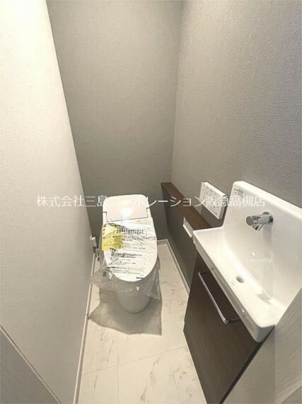 同仕様写真(外観) トイレは各フロアにあります