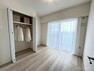 各居室に収納スペースが設けられ,生活スペースを広く利用できます:洋室約4.5帖