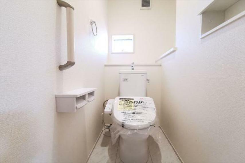 トイレ 【トイレ】温水洗浄便座付！