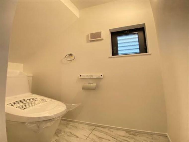構造・工法・仕様 お手洗いは各階に設置されております。