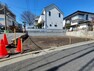 現況写真 京王線「芦花公園」駅徒歩10分、井の頭線「高井戸」駅徒歩14分。