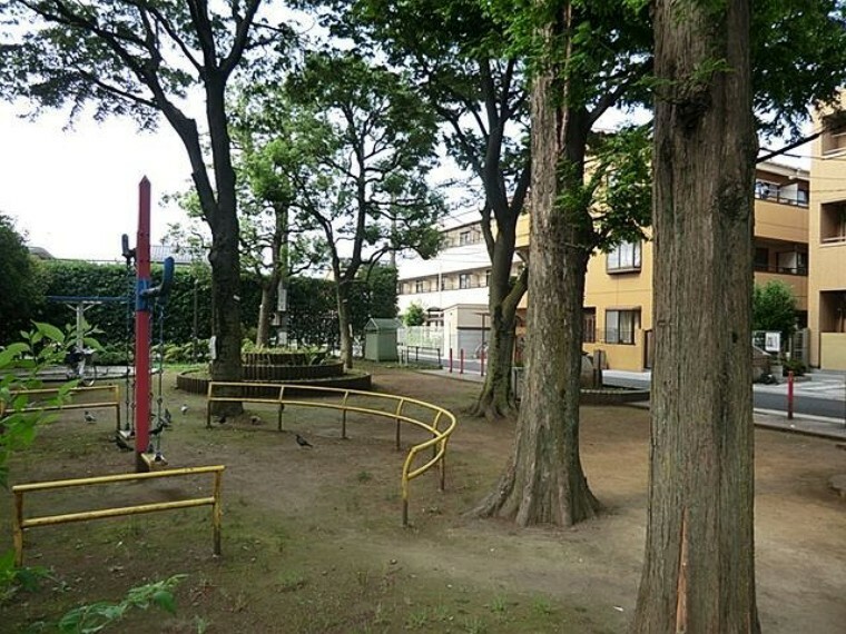 公園 上高井戸宿公園 徒歩5分。