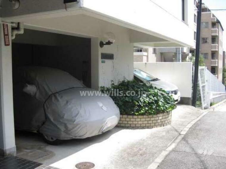 敷地内駐車場 駐車場