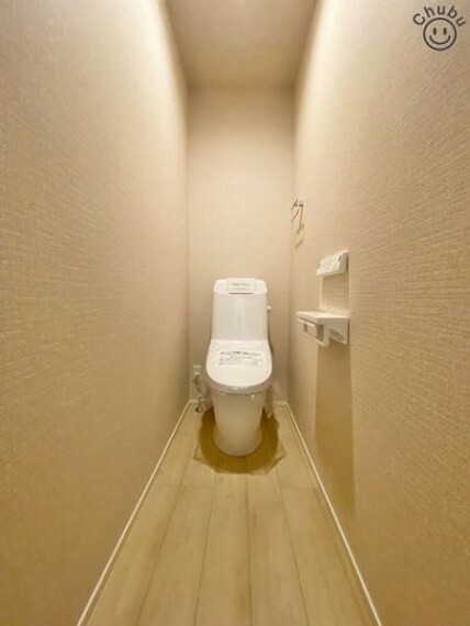 トイレ いつも清潔にお使いいただけるよう、ウォシュレットの操作パネルは壁付けリモコンになってます。
