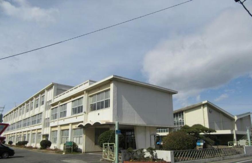 中学校 横須賀中学校