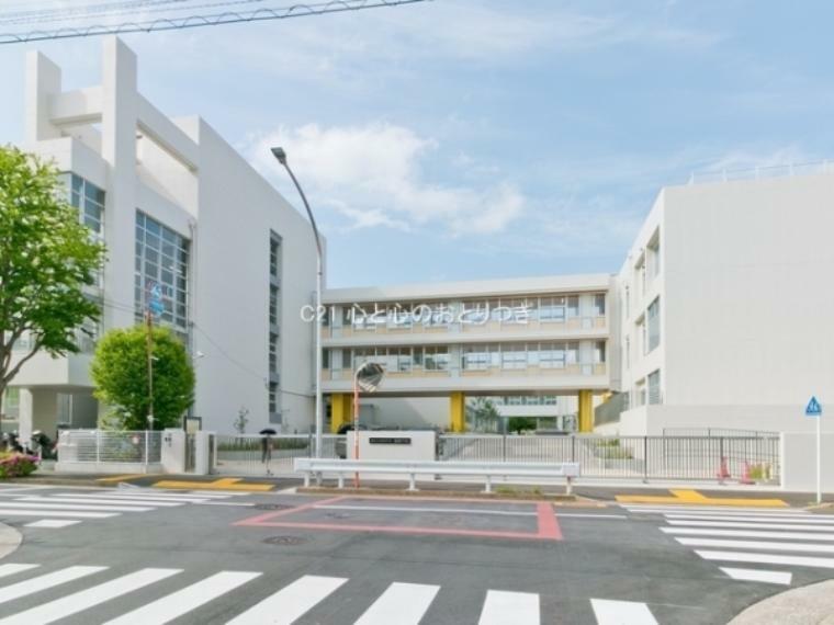 小学校 横浜市立緑園義務教育学校