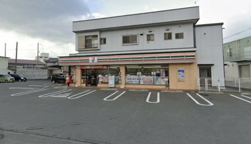 コンビニ セブンイレブン仙台折立店　約1000m