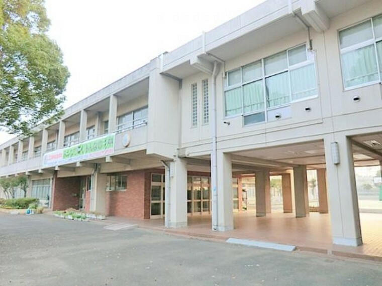 中学校 横浜市立いずみ野中学校　約786m
