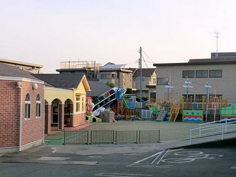 幼稚園・保育園 英明幼稚園まで約690m