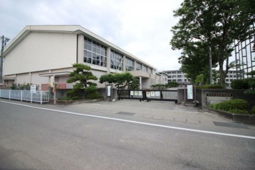 中学校 【中学校】高崎市立矢中中学校まで2655m