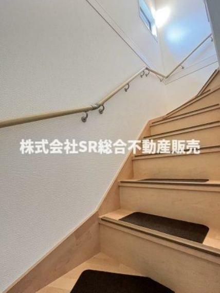 階段は緩やかです