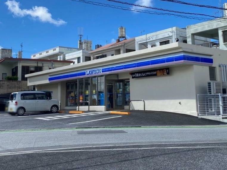 コンビニ ローソン 南風原第一団地前店