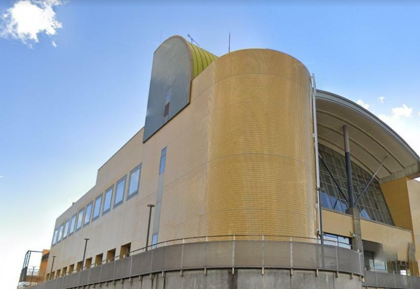 図書館 長泉町民図書館 静岡県駿東郡長泉町下土狩1283-11