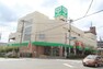 スーパー サミットストア　滝野川紅葉橋店 【営業時間 9:00～23:00】関東地方で展開するスーパーチェーン。焼き立てパンのお店「ダン・ブラウン」や休憩所「サミCafe」などサービスが充実しています。