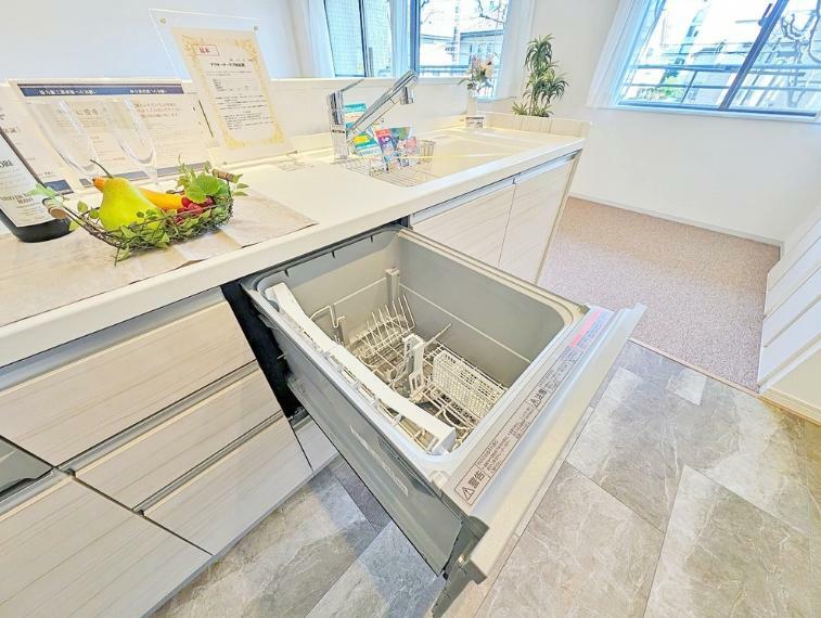 食器洗浄乾燥機付きシステムキッチン