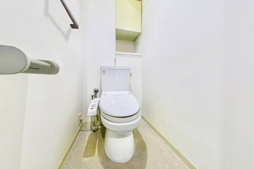 トイレ※画像はCGにより家具等の削除、床・壁紙等を加工した空室イメージです。