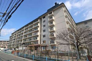 シティー逆瀬川