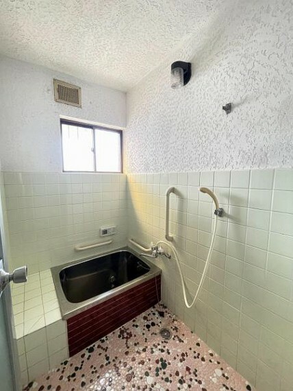 浴室 ナチュラルな雰囲気の浴室