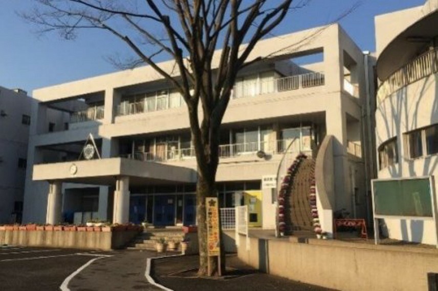 中学校 【中学校】富士見市立富士見台中学校まで925m