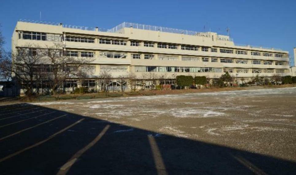 中学校 【中学校】桶川市立加納中学校まで960m