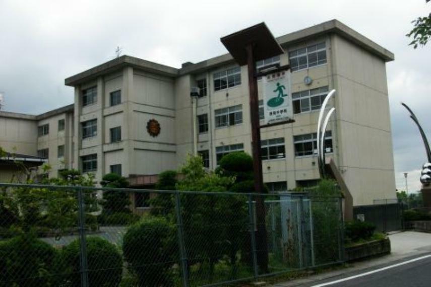 中学校 豊田市立保見中学校