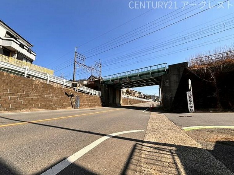 現況写真 車通りの少ない閑静な住宅街です