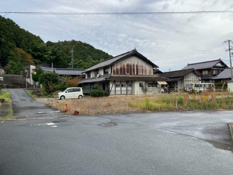 現況写真 前面道路含む現地写真