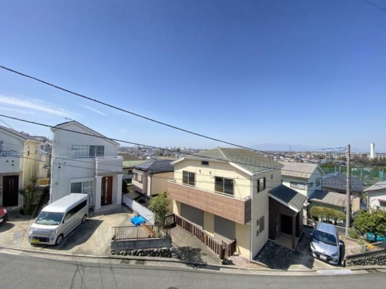 眺望 遠くまで見渡せる青空。爽やかな風を感じて、心躍るステキな暮らしが始まります。