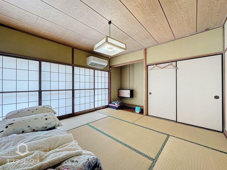 和室 和室8帖 床の間や押し入れもあり、お部屋を広く使えます！