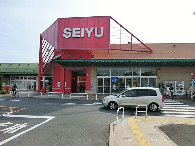 スーパー 西友守谷店