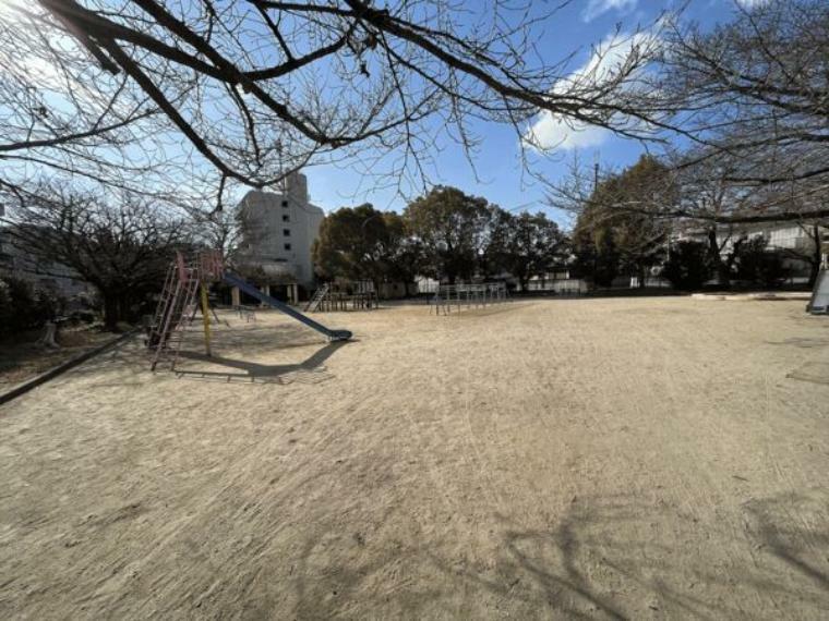 公園