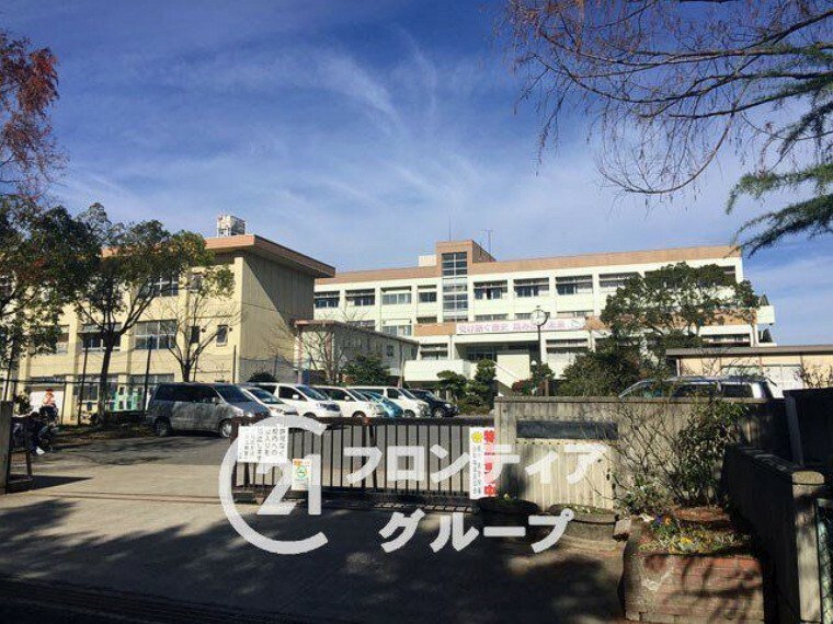 中学校 徒歩20分。奈良市立二名中学校