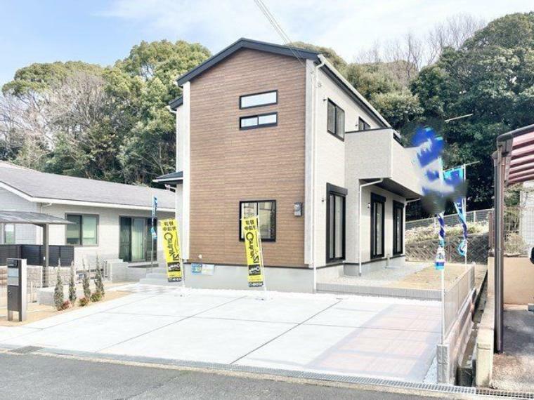 現況写真 本物件は、耐震性・劣化対策・維持管理性・住戸面積・省エネルギー性・居住環境・維持保全管理の7つの条件をクリアした長期優良住宅！