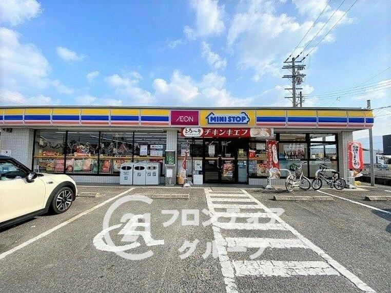 コンビニ コンビニ ミニストップ　桜井芝店