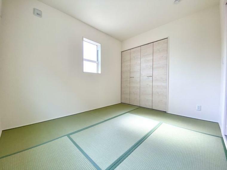 寝室 い草香る畳スペースは、使い方色々！客室やお布団で寝るときにぴったりの空間ですね。