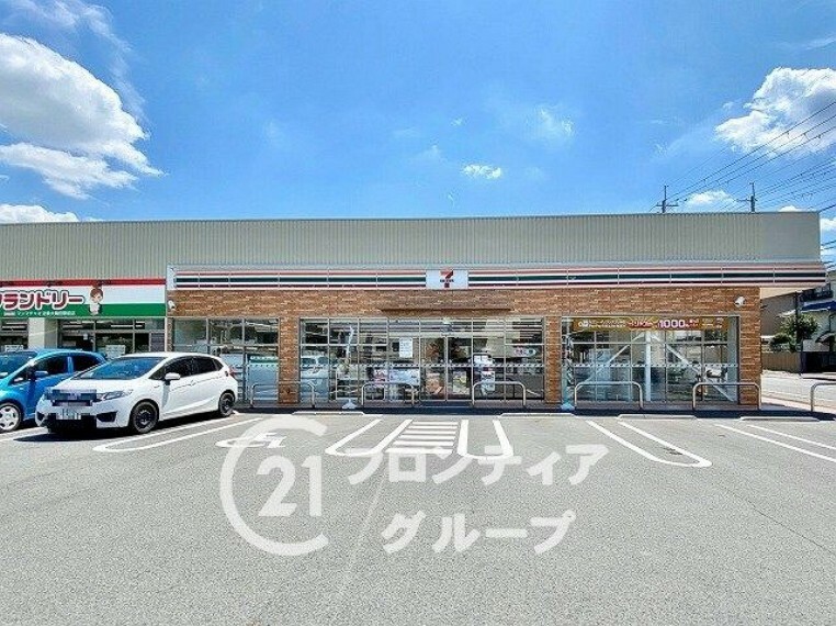 コンビニ コンビニ セブンイレブン　近鉄大輪田駅前店